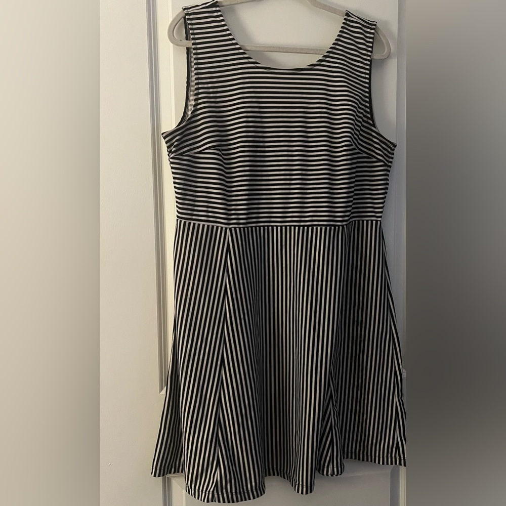 H&M Black and White Striped Dress